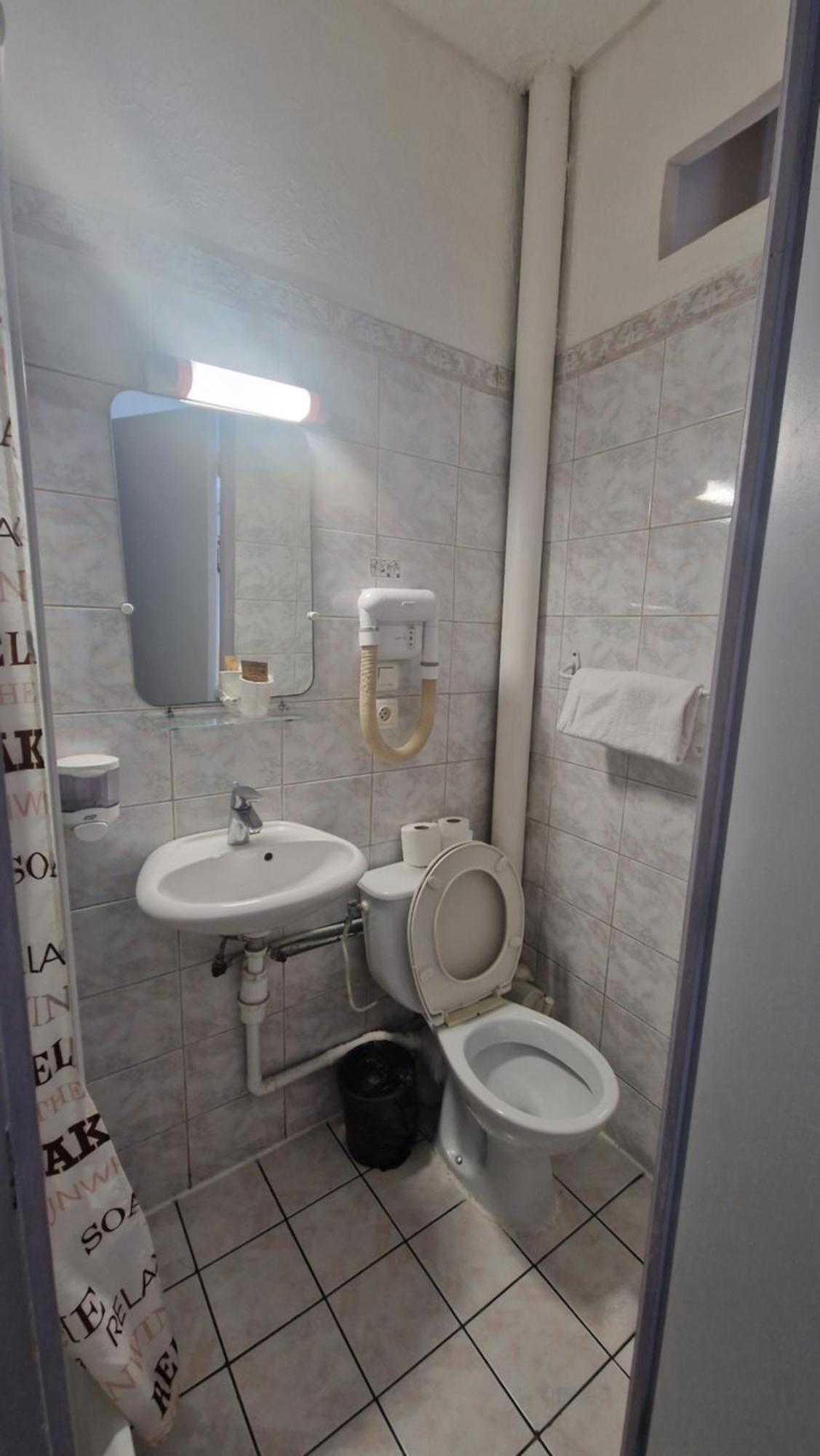 Comfort Single Room
